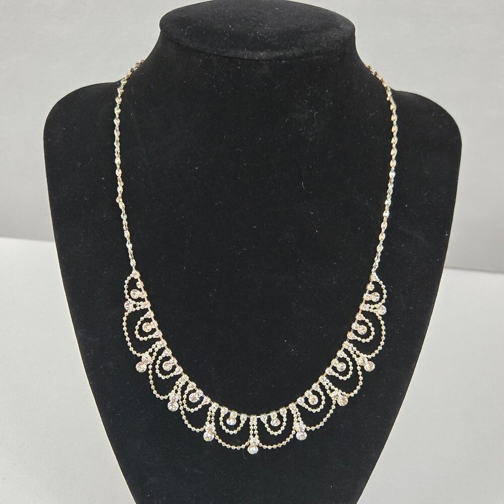 Vintage ICING Signed Clear Rhinestone Bib Drop Necklace Silver Tone Twist P4